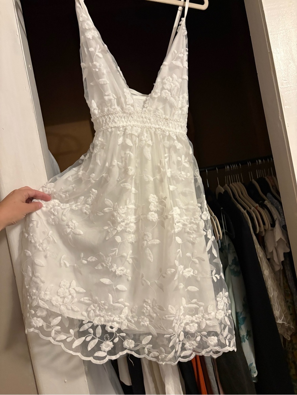 Amazon White Floral Appliqué V-Neck Wedding Dress
